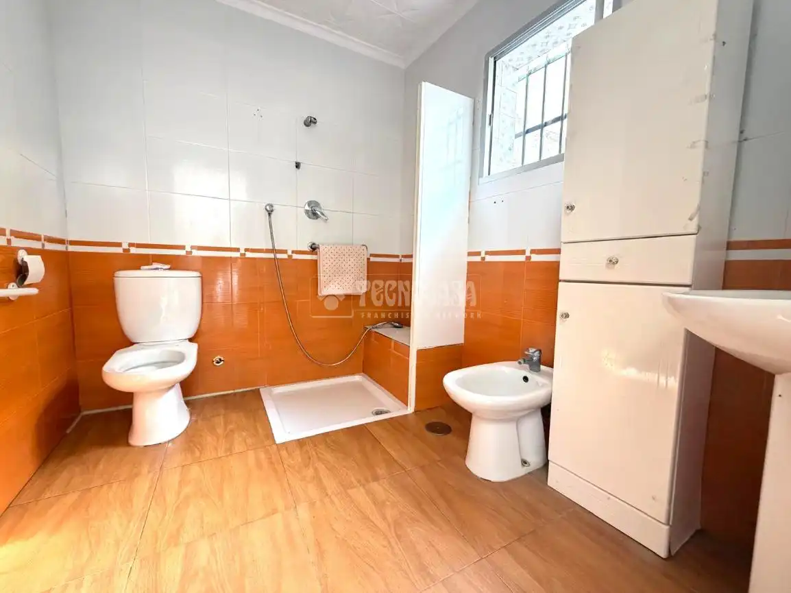 Casa en venda a Puente Genil, imagen 2