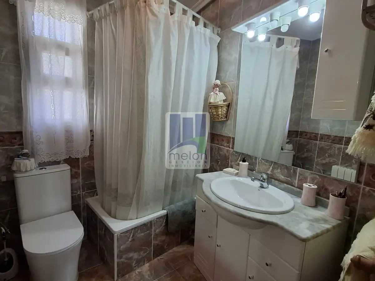 Bathroom of Houses for sale in Carcedo de Burgos  with Storage room