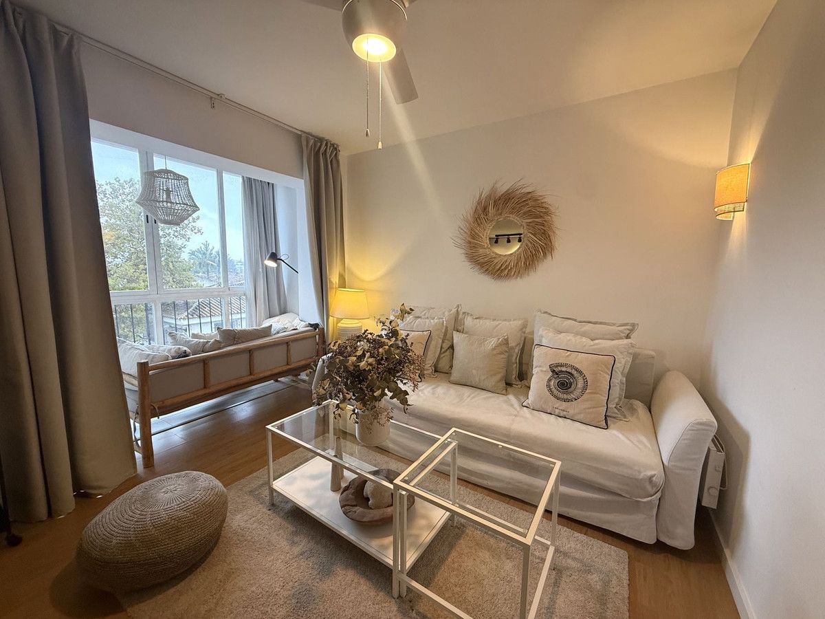 Living room of Attic for sale in Marbella  with Air Conditioner, Heating and Furnished