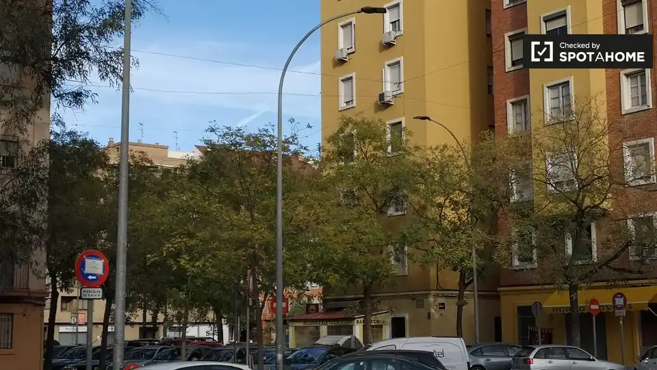 Exterior view of Flat for rent in Valencia  with Air Conditioner, Heating and Furnished