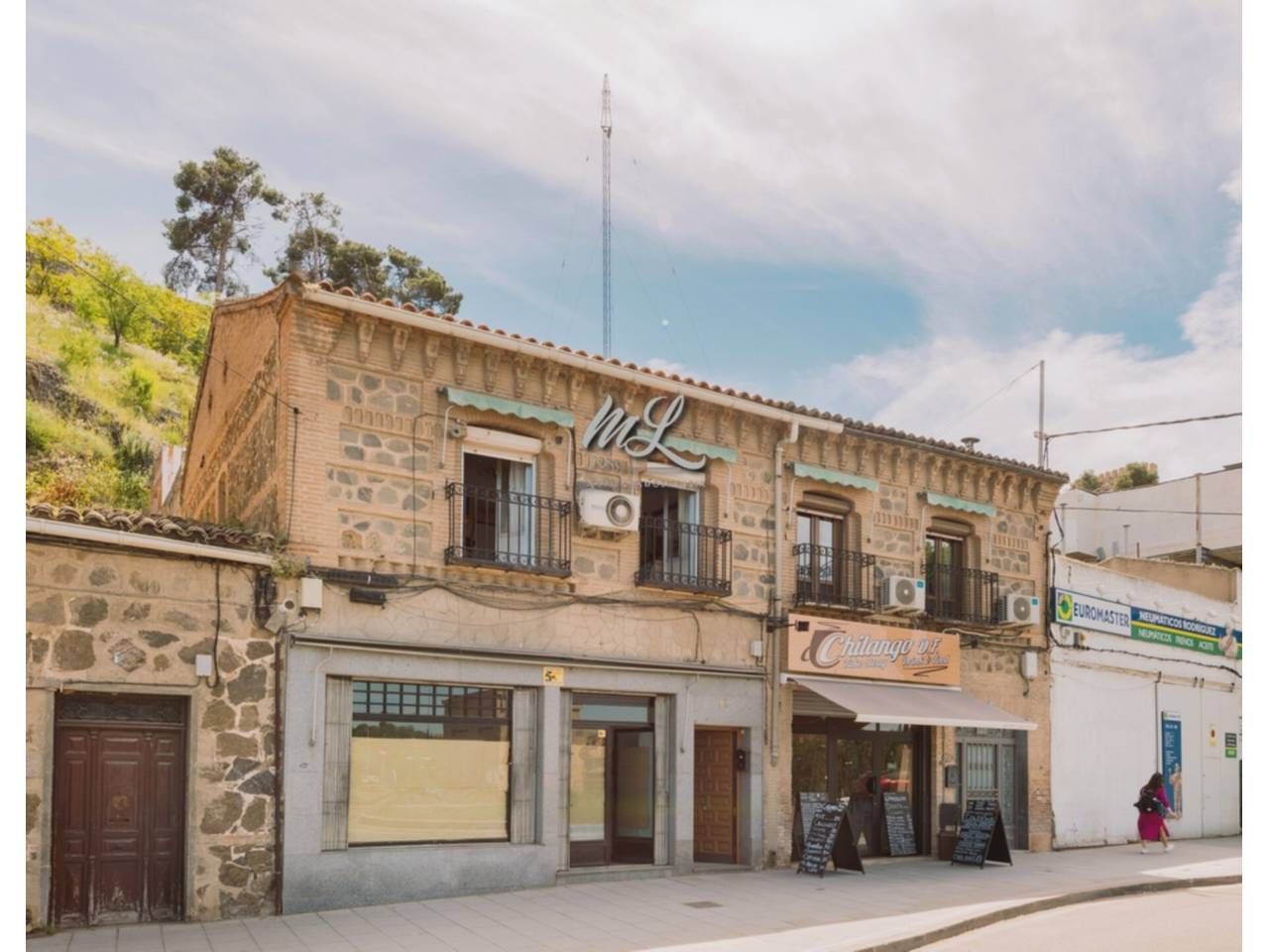Vista exterior de Casa adosada en venta en  Toledo Capital con Aire acondicionado, Calefacción y Terraza