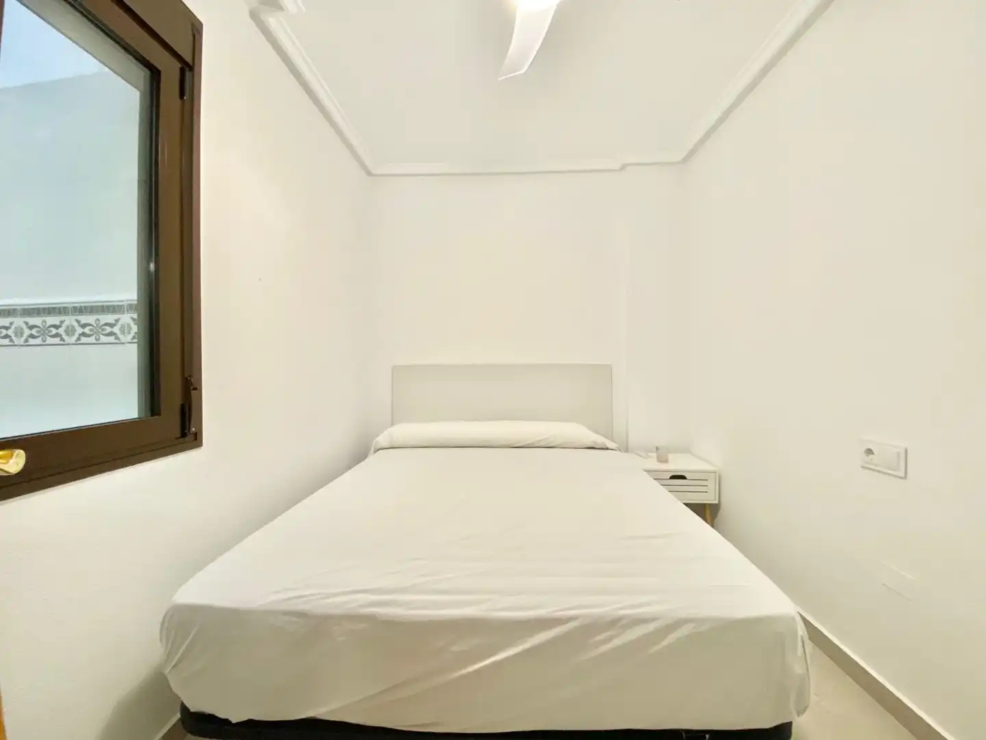 Bedroom of Apartments for rent in Guardamar del Segura  with Heating, Furnished and Washing machine
