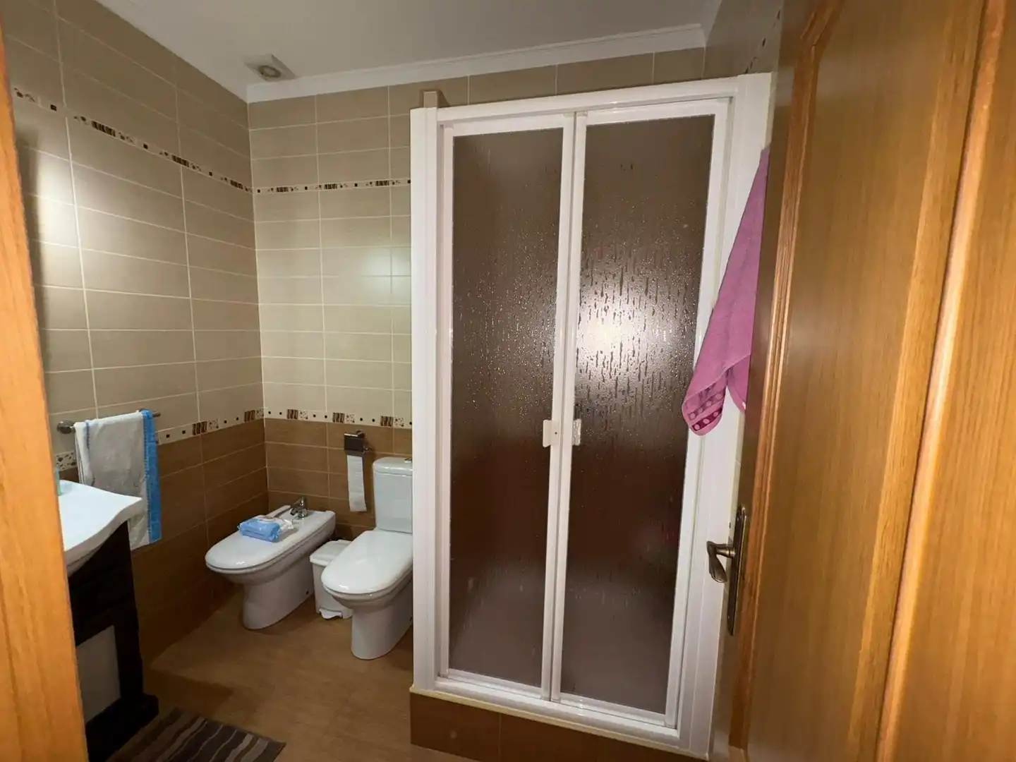 Bathroom of Houses for sale in Morón de la Frontera