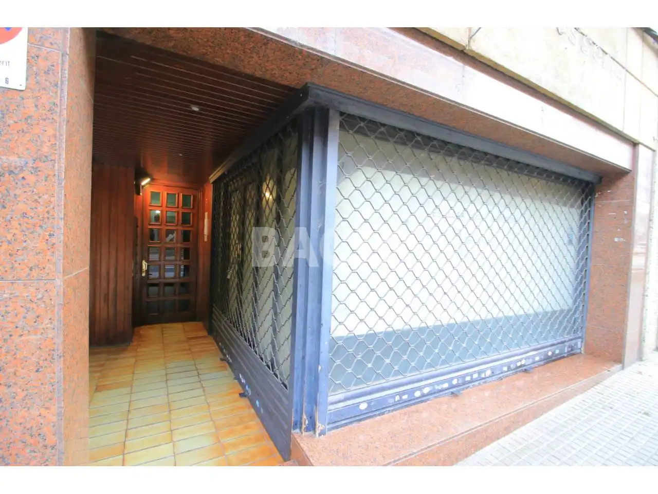 Local commercial à vendre à Ronda Francesc Camprodon, imagen 2