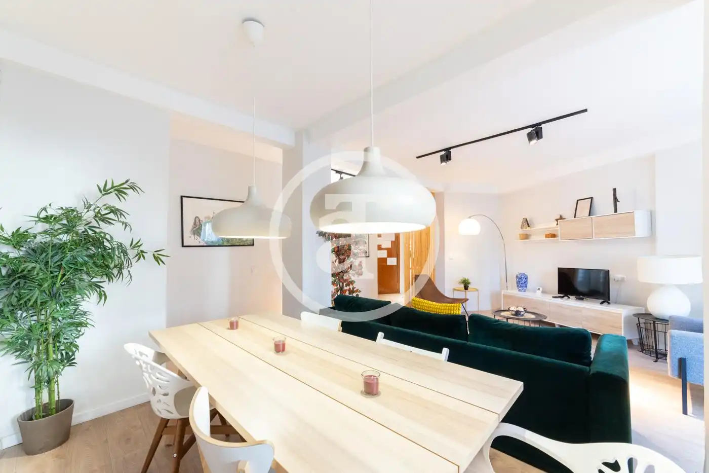 Esszimmer von Wohnung zur Miete in Madrid mit Klimaanlage, Möbliert und Ofen
