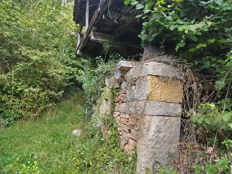 Country homes for sale in Yernes y Tameza