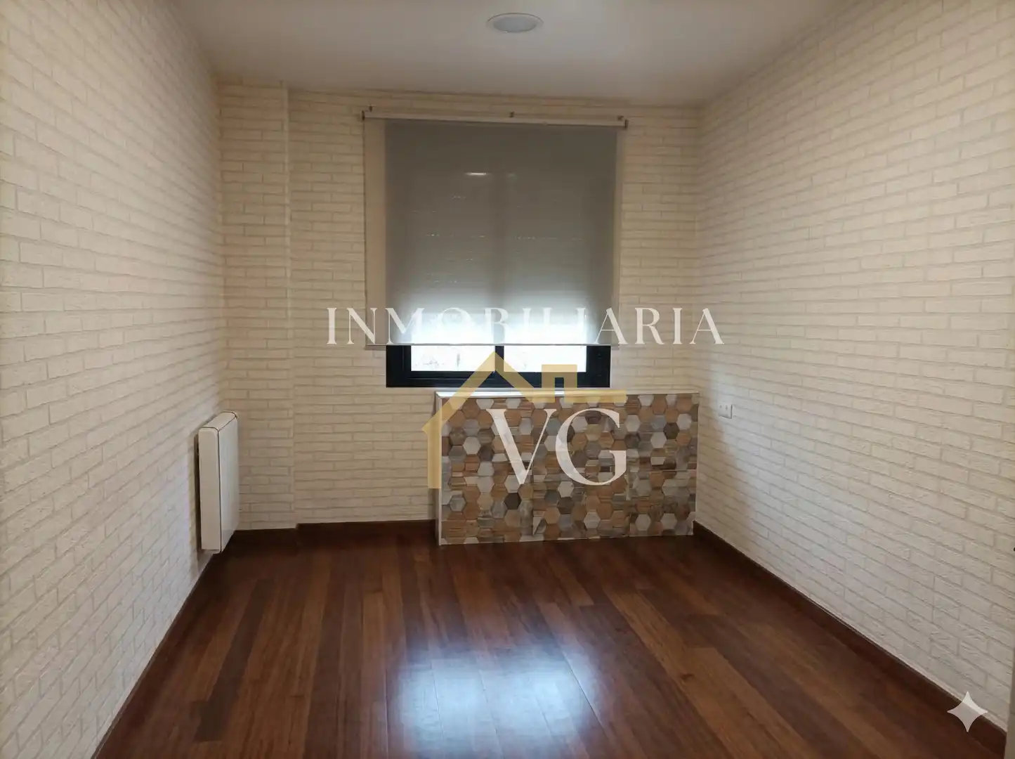 Habitación de Apartamento en venta en Guillena con Aire acondicionado, Piscina y Piscina comunitaria