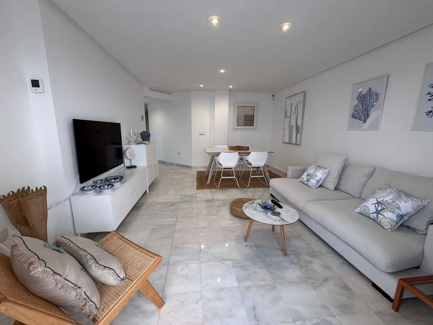 Sala de estar de Apartamento de alquiler en Altea con Aire acondicionado, Calefacción y Amueblado