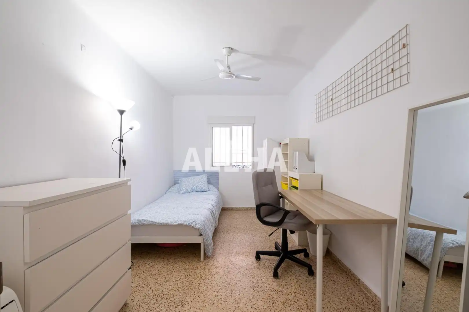 Schlafzimmer von Wohnung zur Miete in Zona Concordia