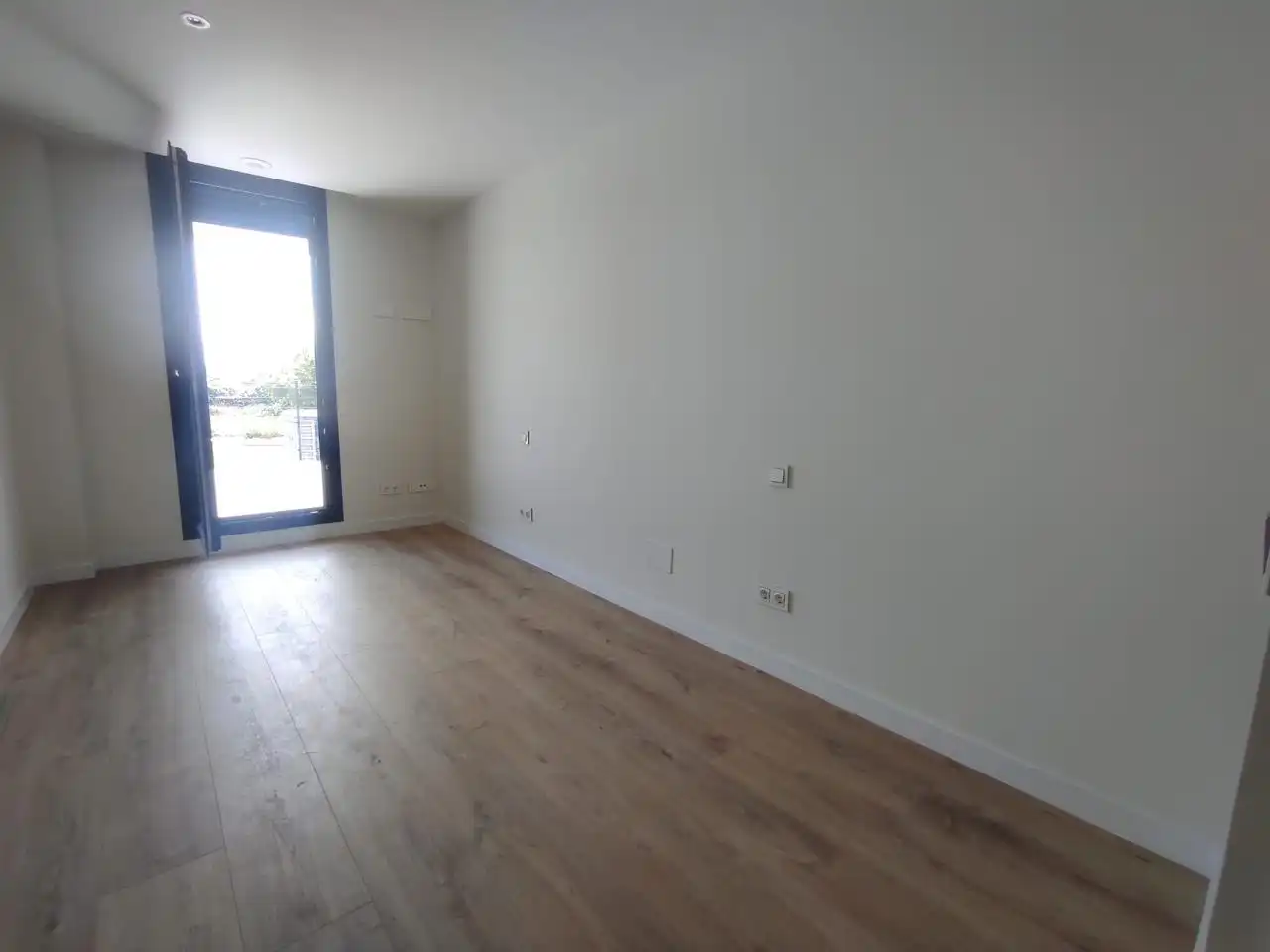 Habitación de Planta baja de alquiler en Santander con Calefacción, Jardín privado y Parquet