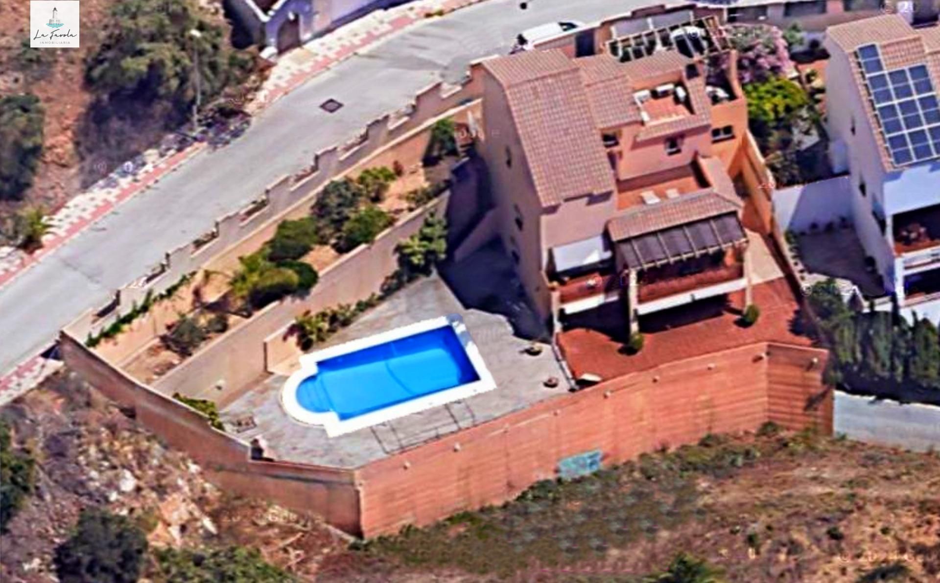 Vista exterior de Casa o xalet en venda en Málaga Capital amb Aire condicionat, Calefacció i Jardí privat
