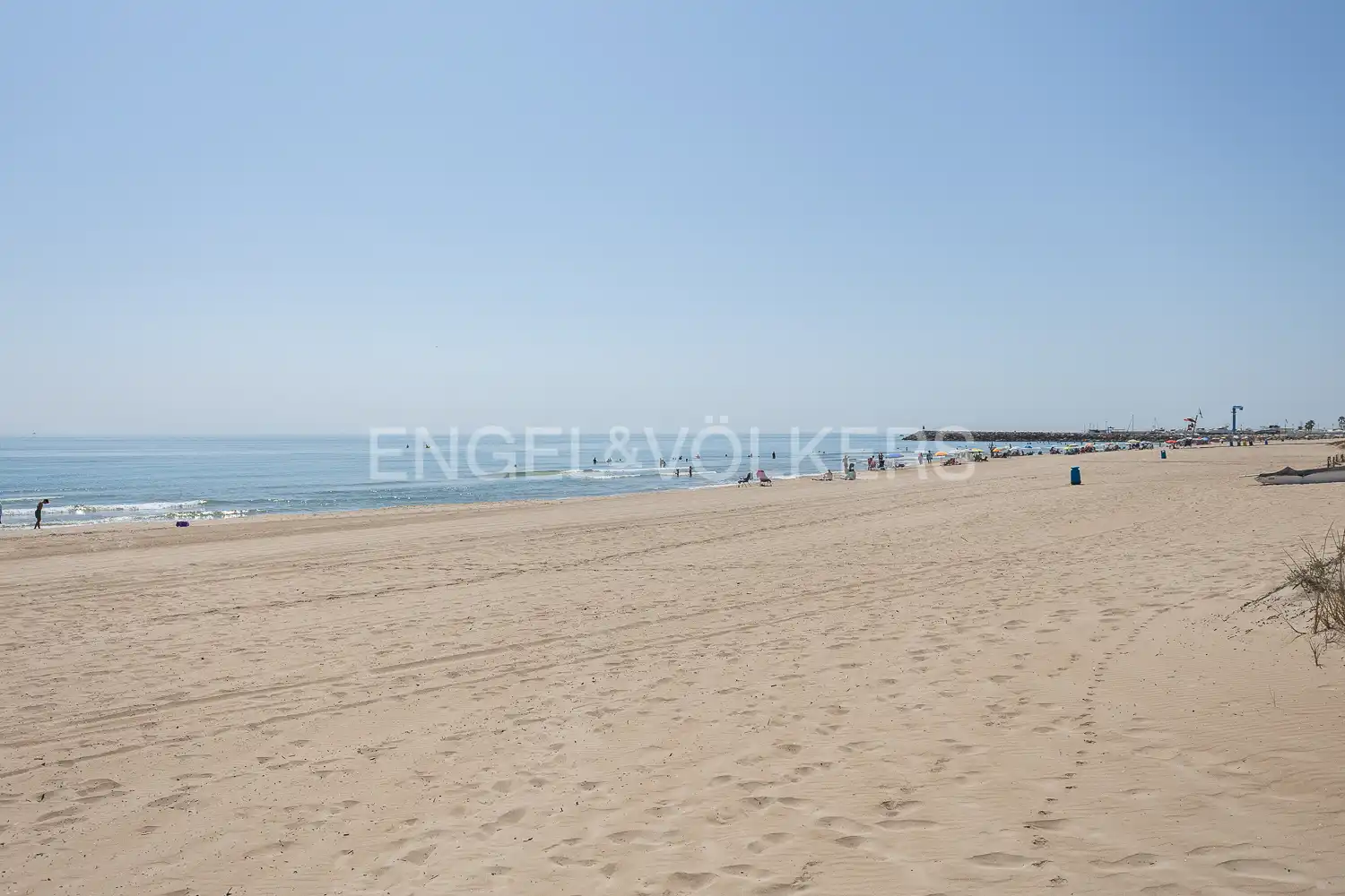 Dachboden zum Verkauf in Valencia mit Heizung, Privatgarten und Terrasse