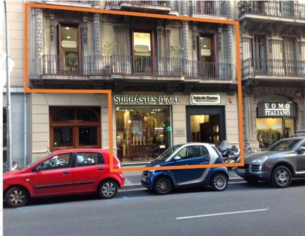 Local comercial en Alquiler en Rosselló en Dreta de l'Eixample