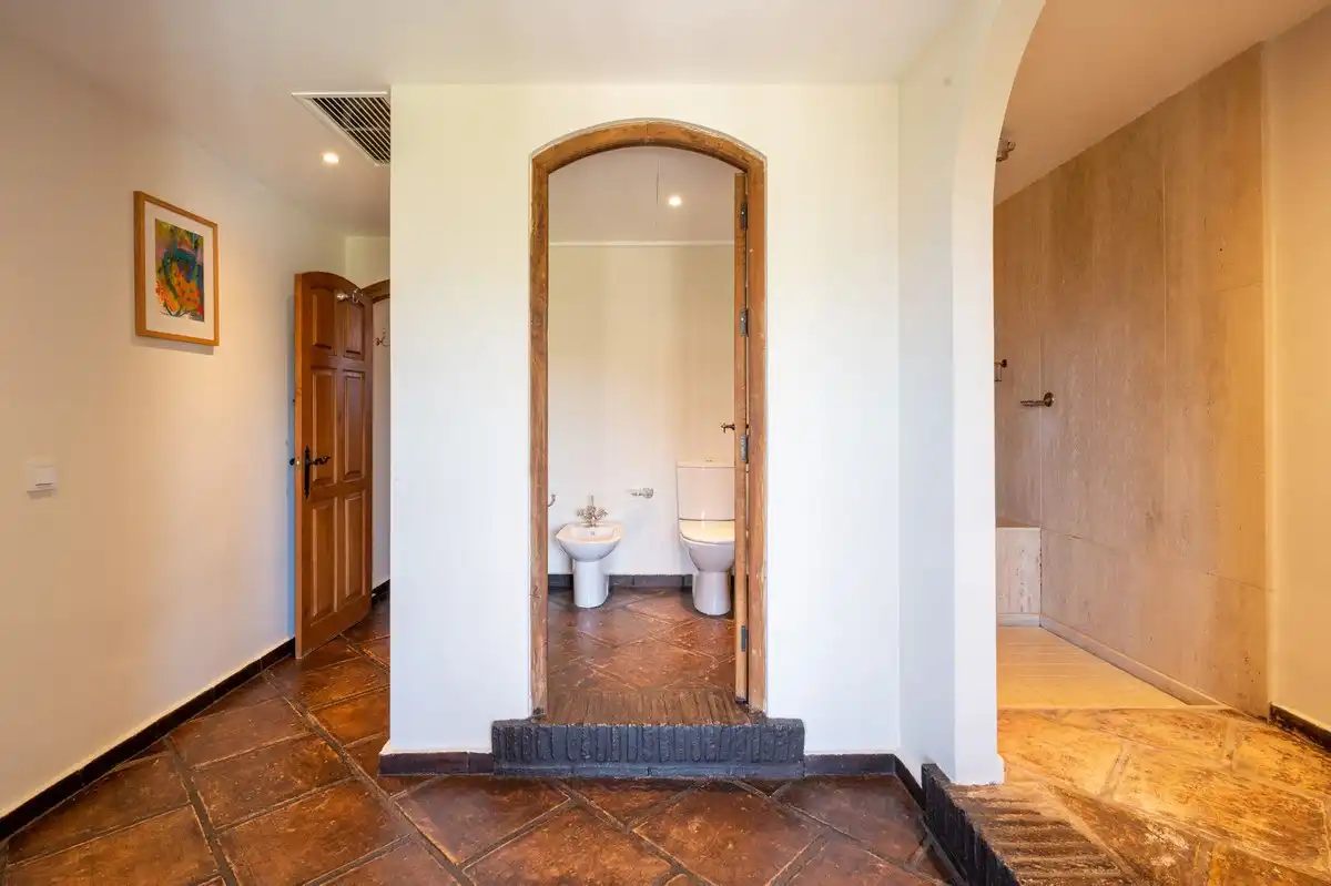 Baño de Casa o chalet de alquiler en Benahavís con Aire acondicionado, Jardín privado y Terraza