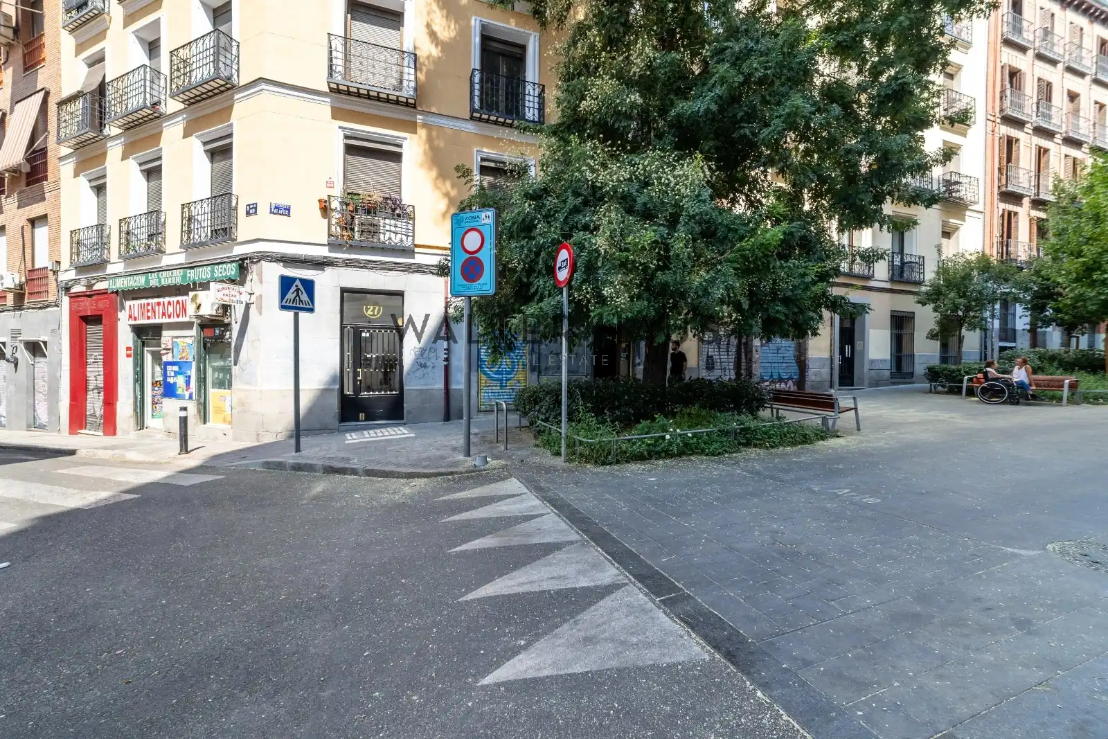 Exterior view of Flat for sale in Madrid  with Air Conditioner, Furnished and Oven