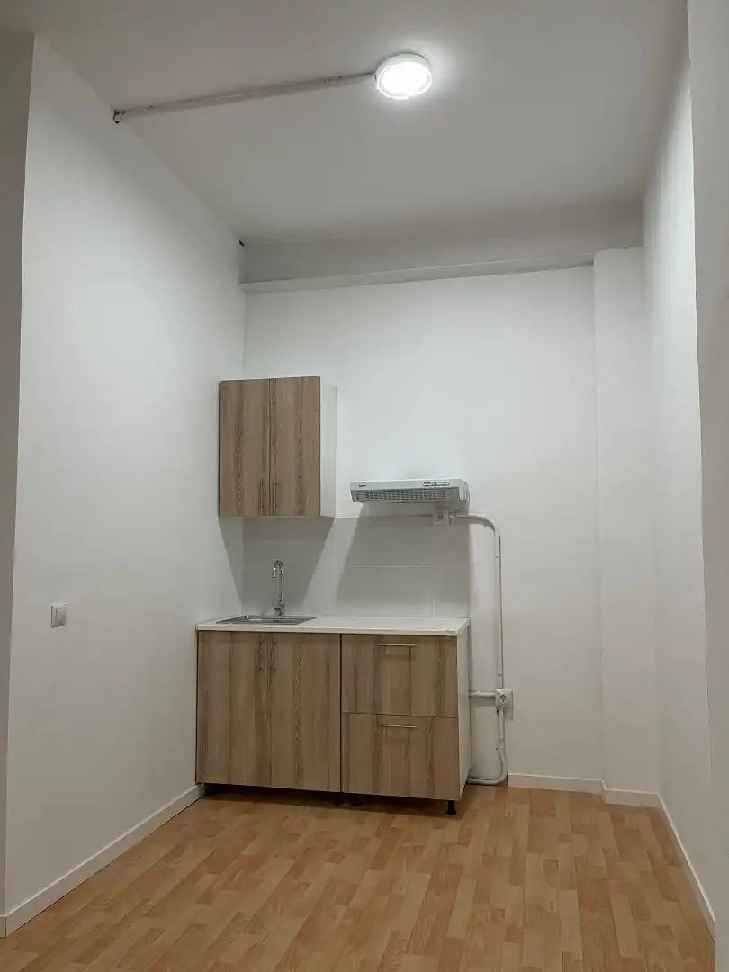 Kitchen of Commercial properties for sale in Barcelona  with Heating and Furnished