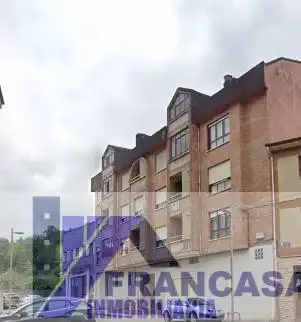 Vista exterior de Pis en venda en Laviana