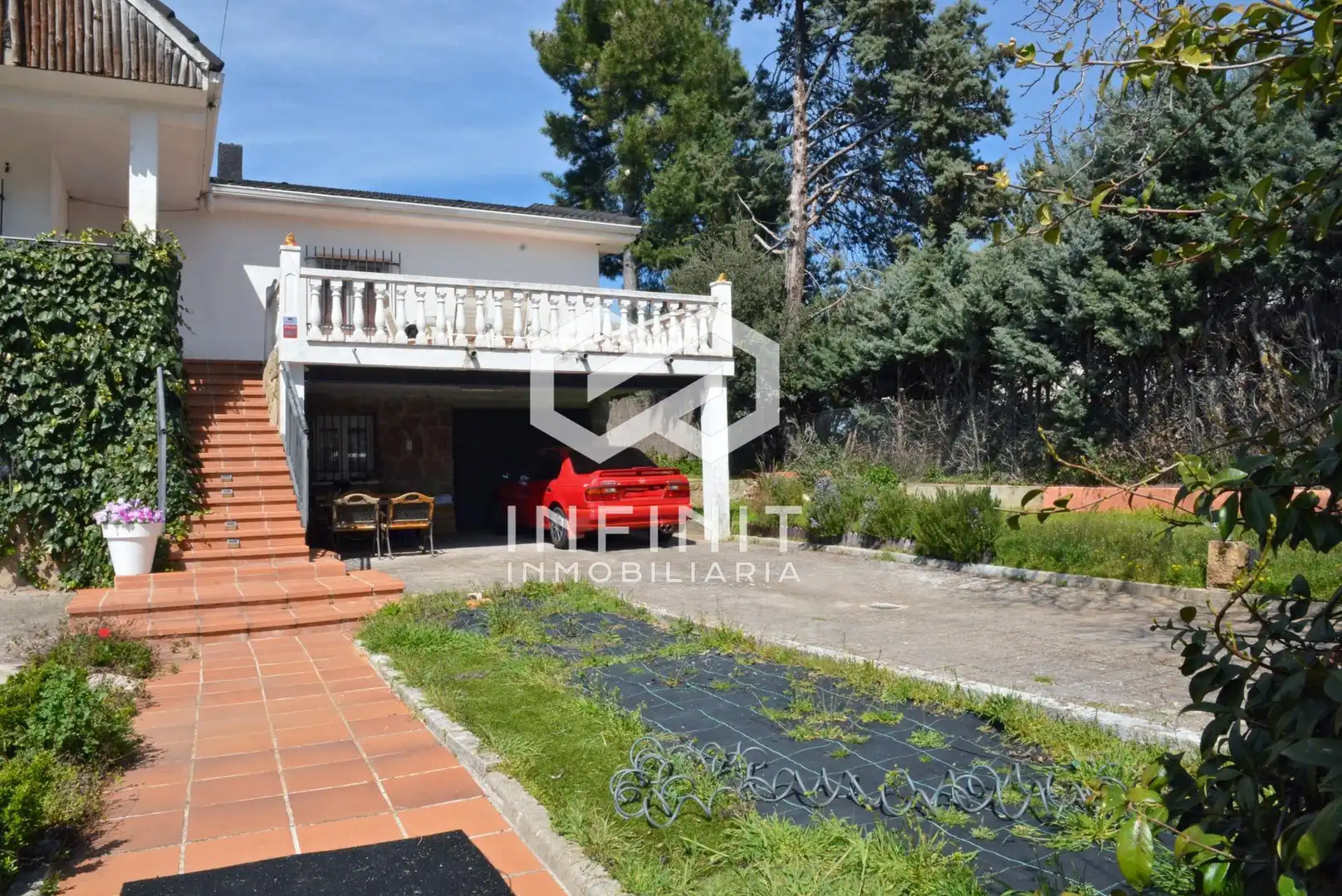 Vista exterior de Casa o chalet en venta en Valdeaveruelo con Calefacción, Jardín privado y Terraza