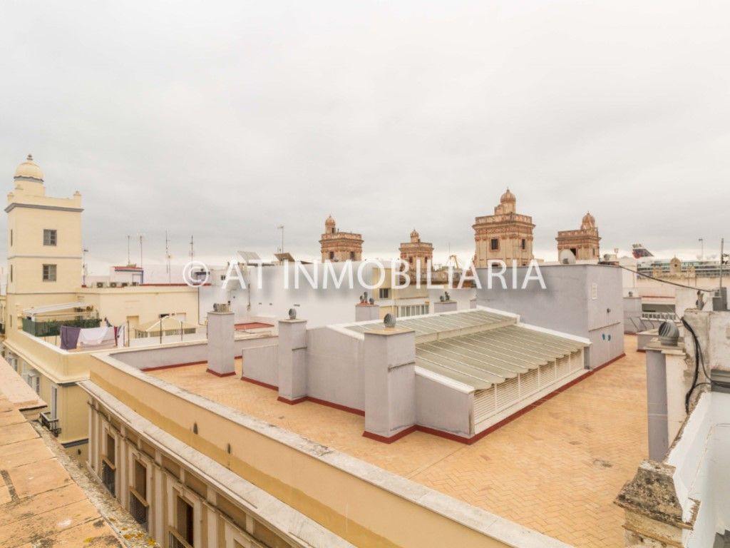 Terrassa de Pis en venda en  Cádiz Capital