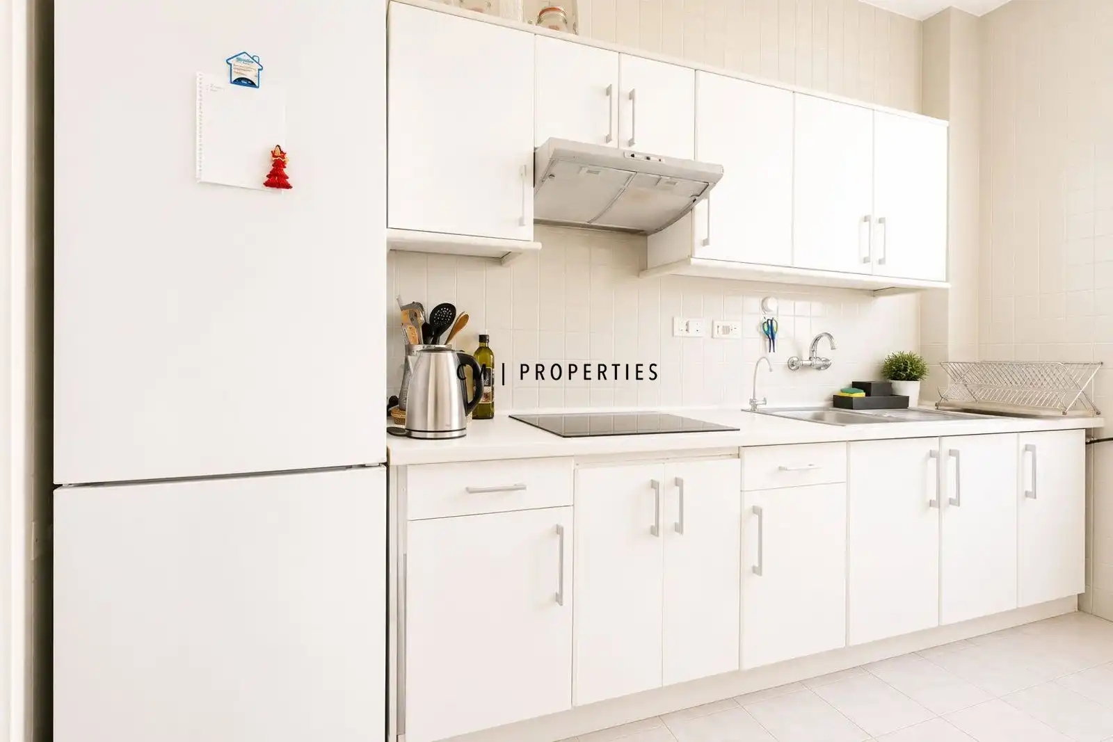 Cocina de Piso de alquiler en Valencia con Aire acondicionado, Calefacción y Amueblado
