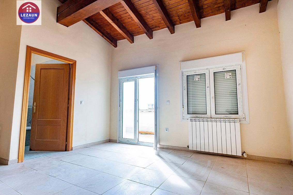 Duplex for sale in Peralta / Azkoien
