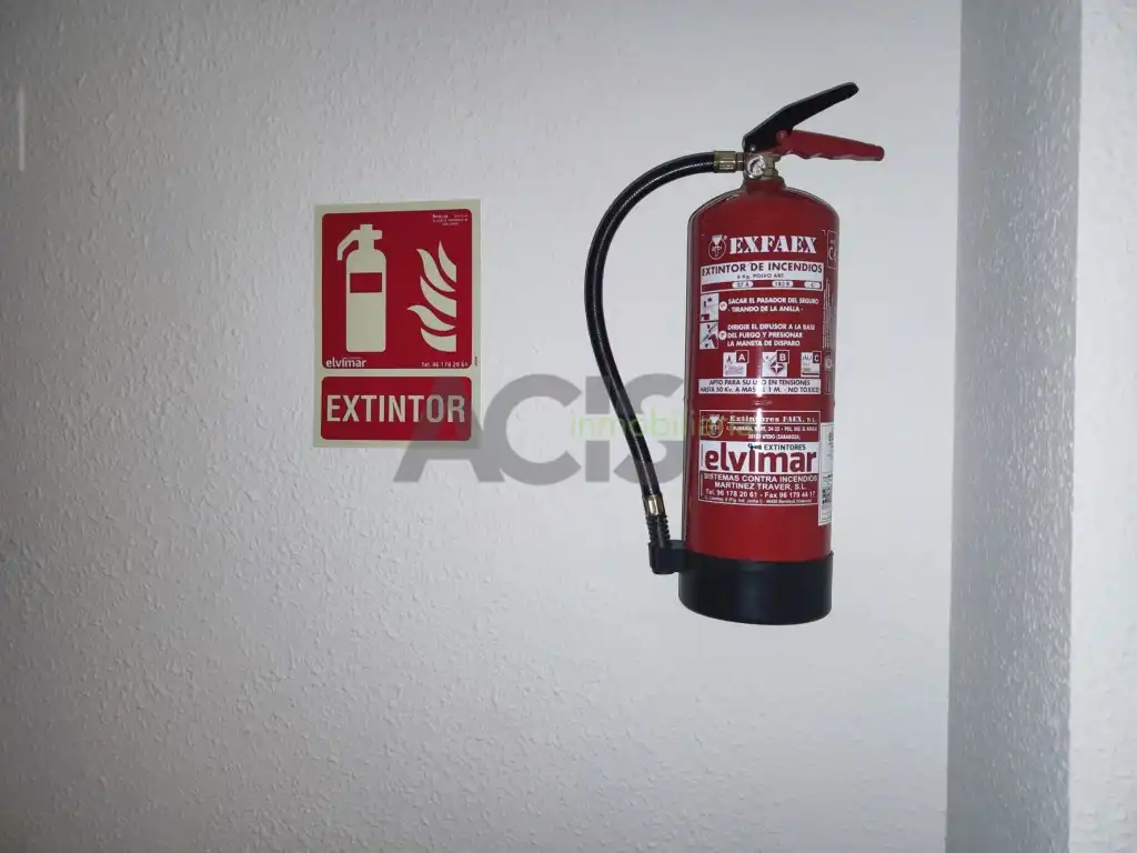 Habitación de Oficina de alquiler en Almussafes