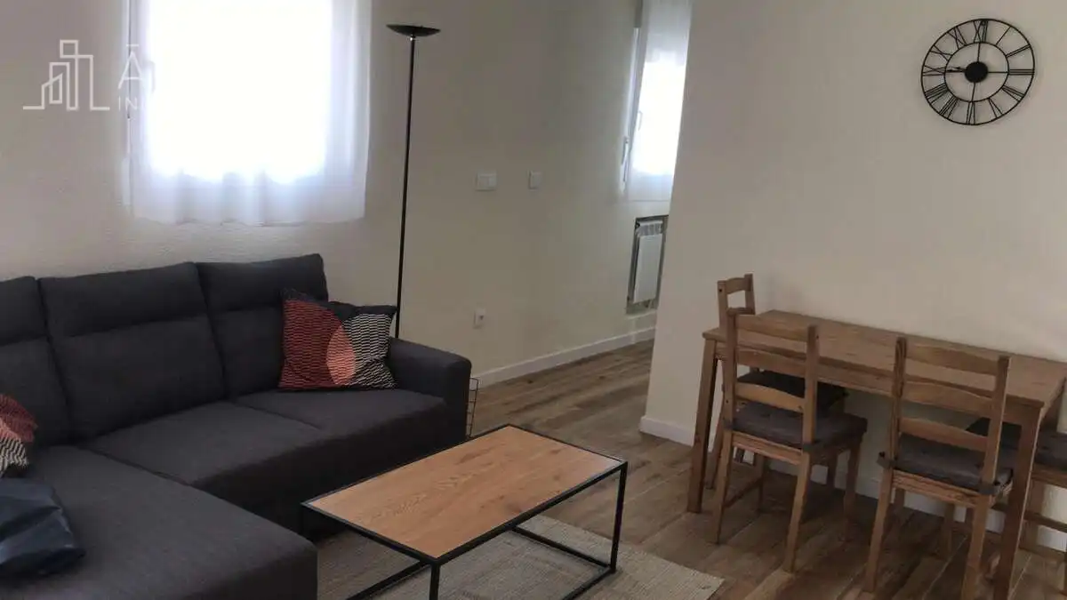 Wohnzimmer von Dachboden zur Miete in Chinchibarra - Capuchinos