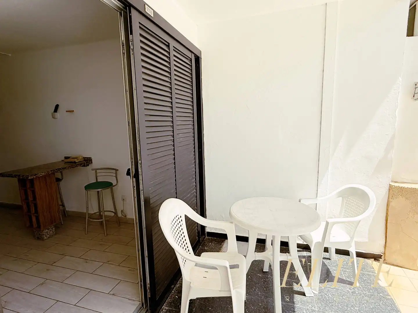Terraza de Estudio en venta en San Bartolomé de Tirajana con Terraza, Amueblado y Piscina comunitaria
