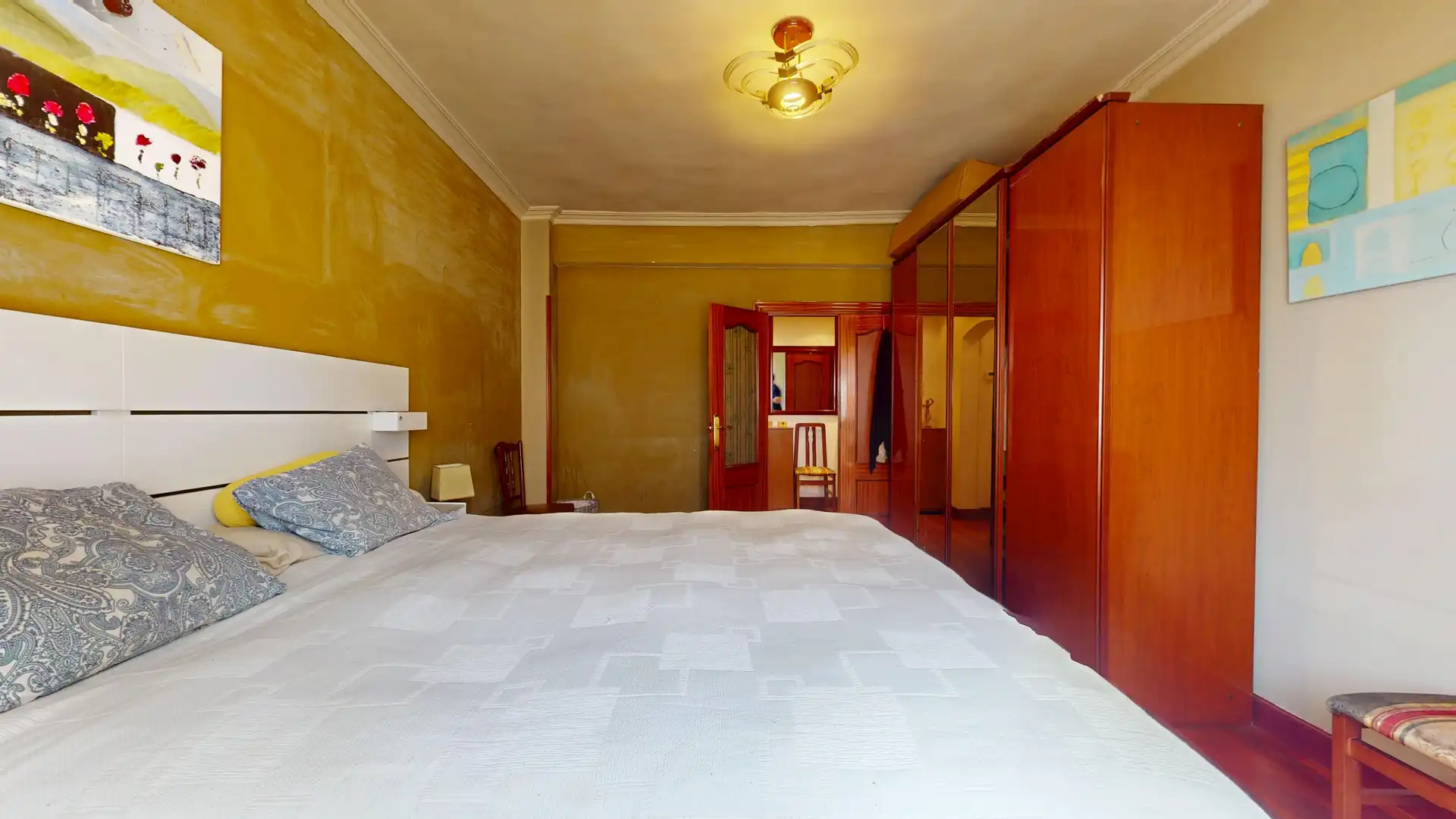 Bedroom of Flat for sale in Bilbao   with Heating