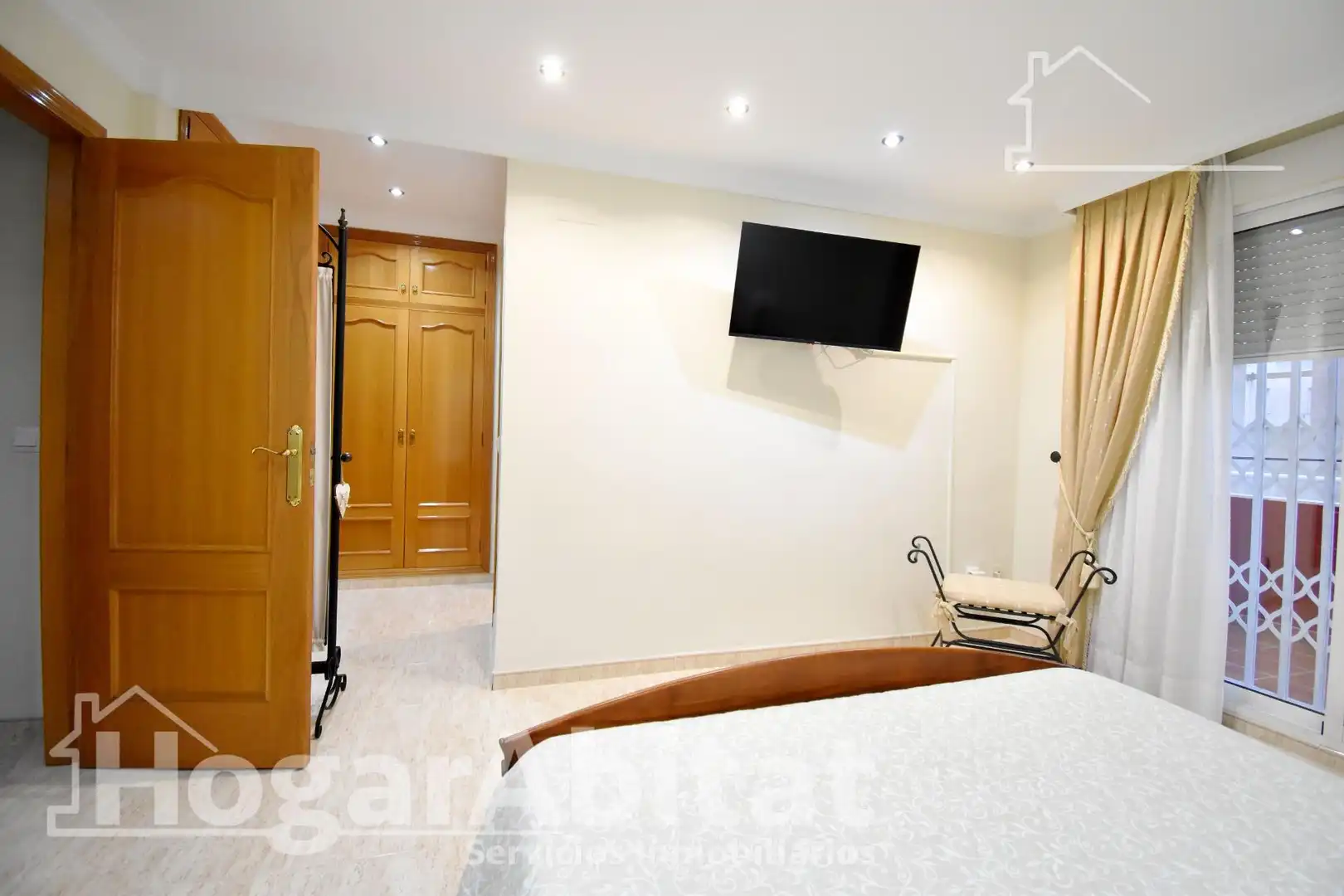Habitación de Casa adosada en venta en El Real de Gandia con Aire acondicionado, Terraza y Trastero