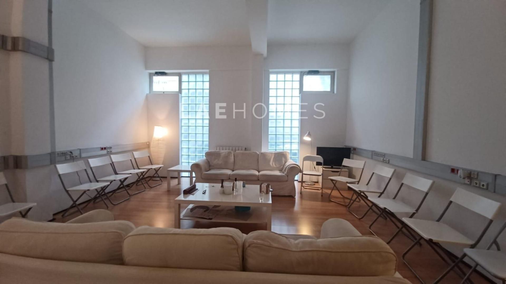 Living room of Planta baja for sale in  Barcelona Capital  with Heating and Parquet flooring