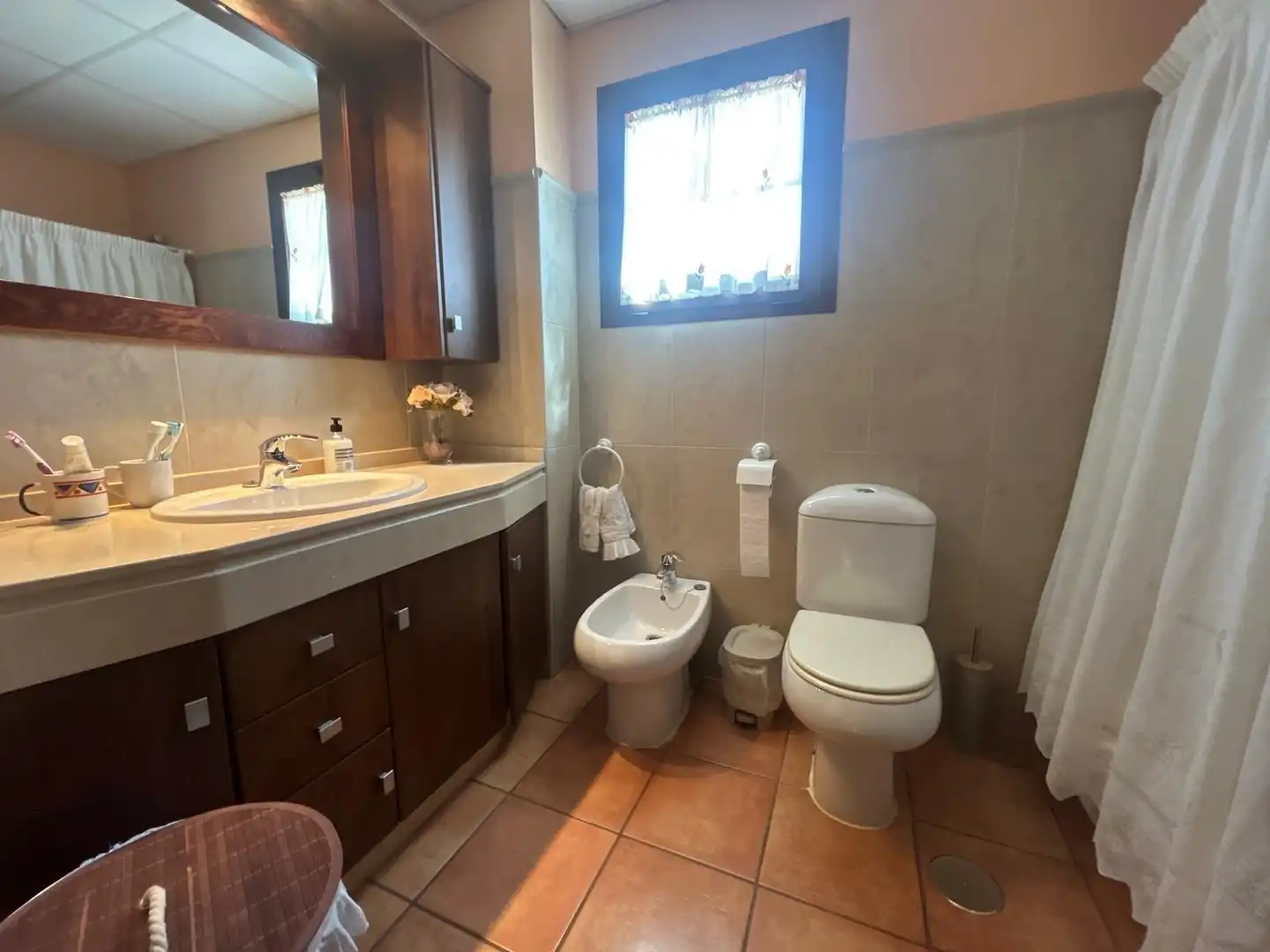 Bathroom of Houses for sale in Utrera