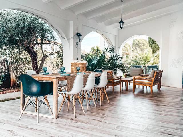 Casa-chalet en Venta en Carrer Via Augusta en Passeig Marítim