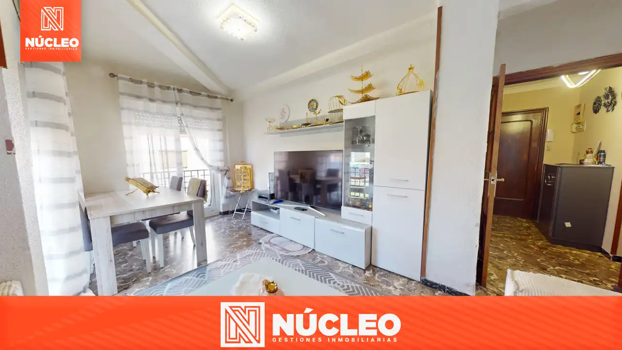 Kitchen of Flat for sale in Elda  with Air Conditioner, Furnished and Oven