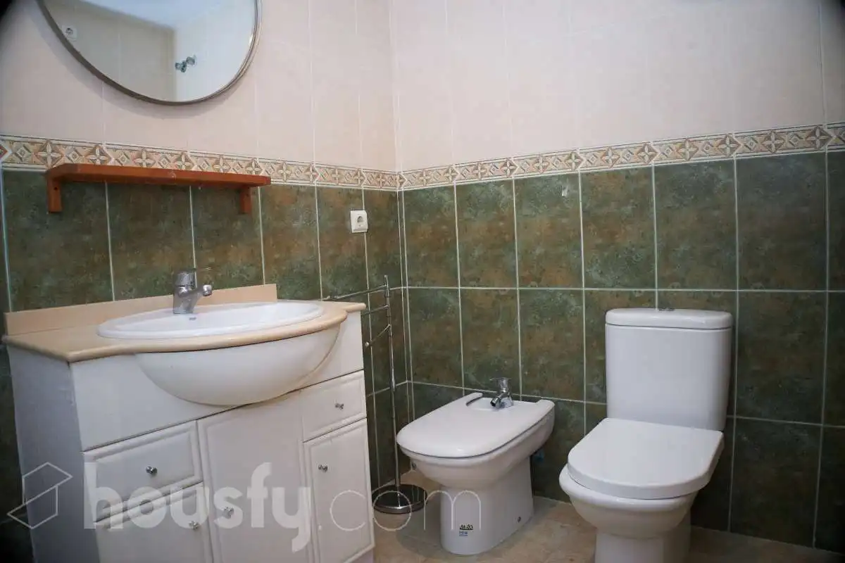 Bany de Pis en venda en Jávea / Xàbia amb Aire condicionat, Terrassa i Piscina comunitària