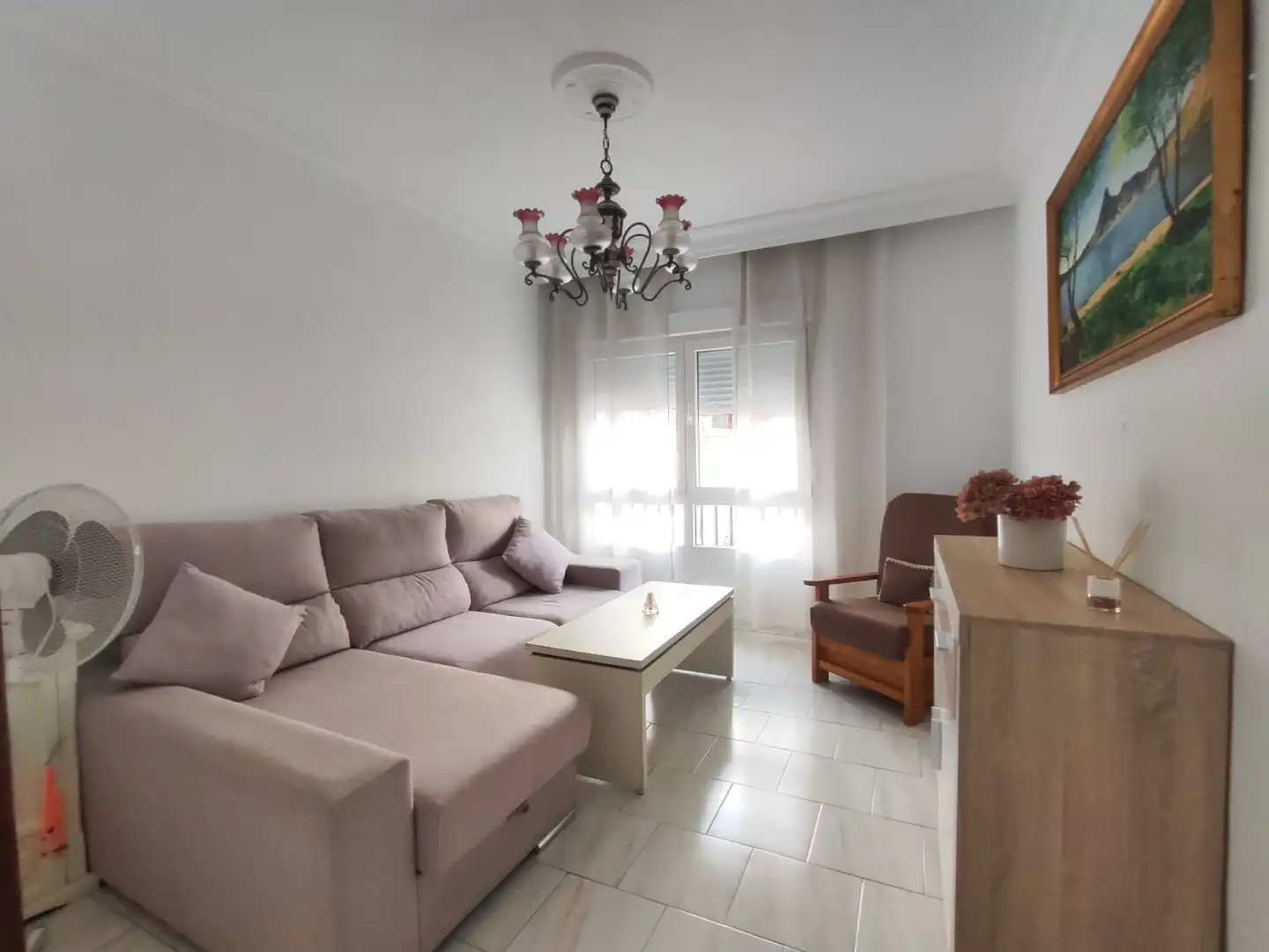Living room of Flat for rent in Huelva  with Air Conditioner, Furnished and Balcony