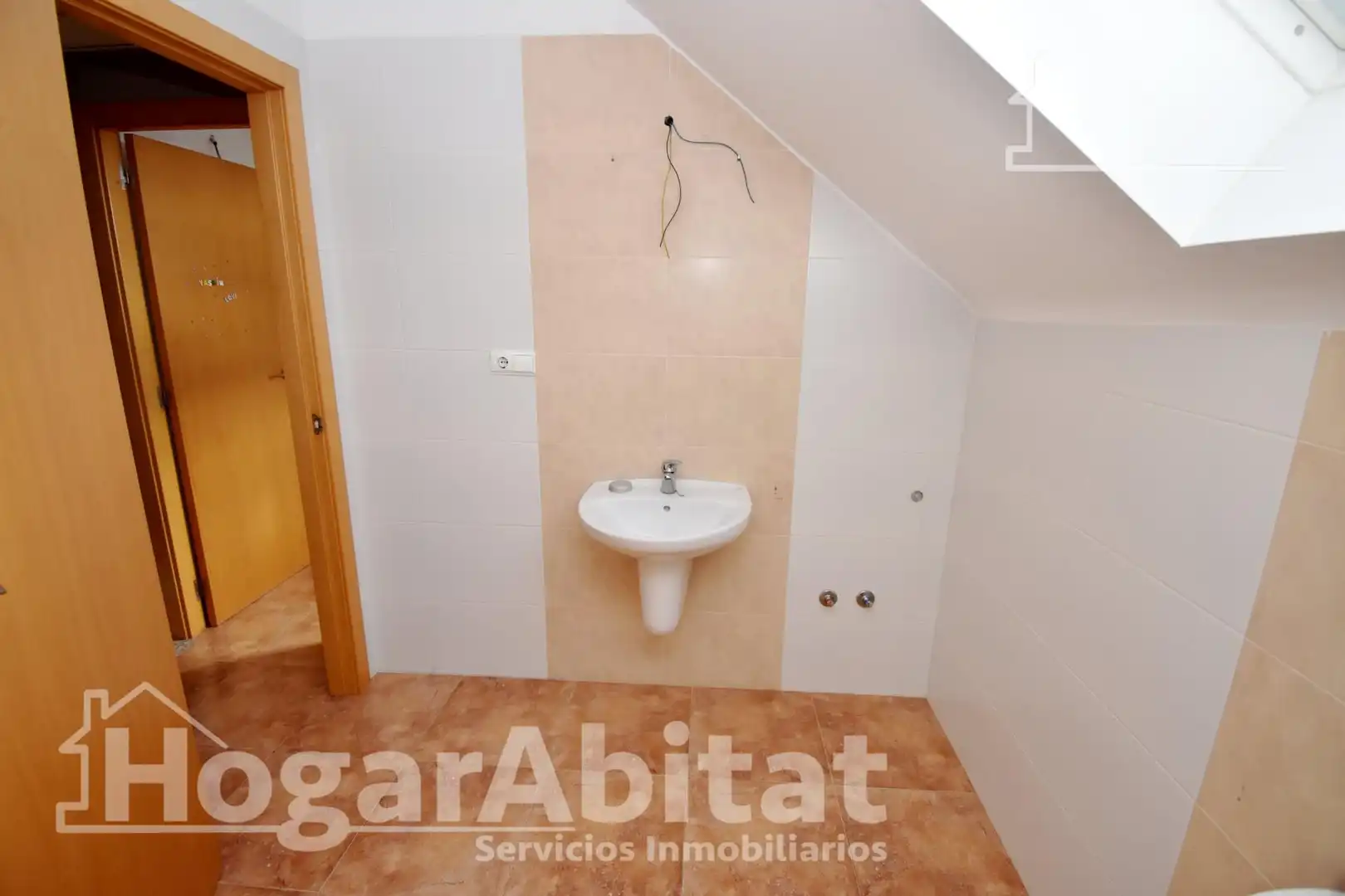 Baño de Piso en venta en Alzira con Alarma