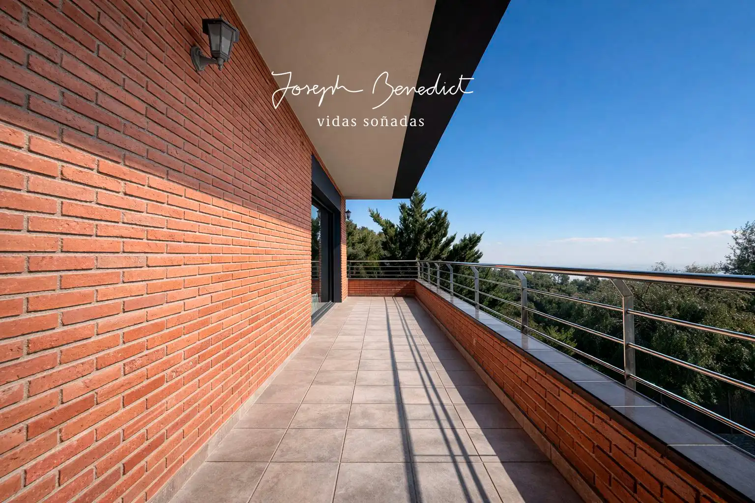 Terrassa de Casa o xalet en venda en Castelldefels amb Aire condicionat, Calefacció i Jardí privat