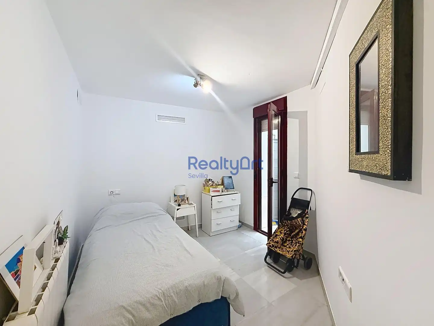 Bedroom of Duplexes for rent in Sevilla  with Air Conditioner and Furnished