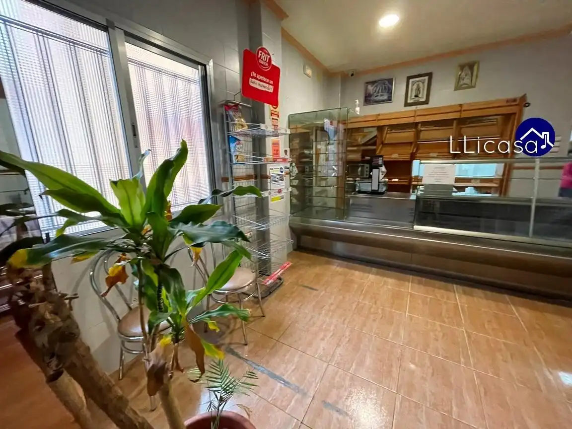 Commercial properties for sale in Pedralba