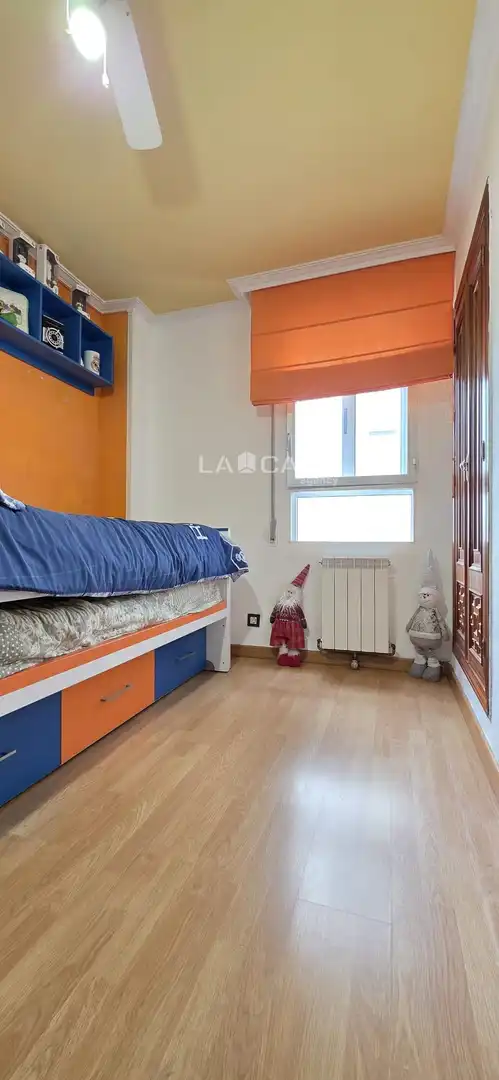 Habitación de Piso en venta en Laguna de Duero con Calefacción y Trastero