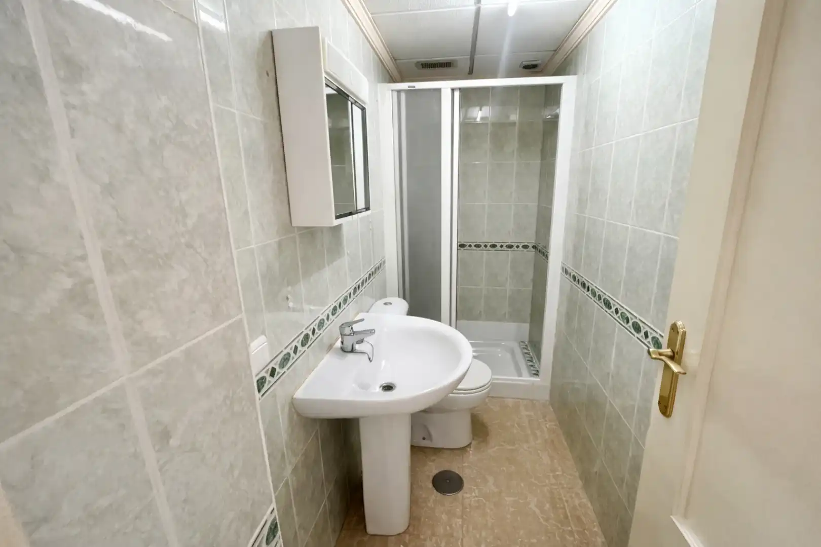 Bany de Dúplex en venda en Cuevas del Almanzora amb Jardí privat, Terrassa i Traster
