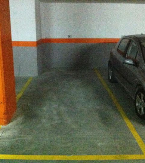 Foto 2 de Garaje en venta en Calle Gustavo Pittaluga, 8, El Tejar - Hacienda Bizcochero, Málaga Capital