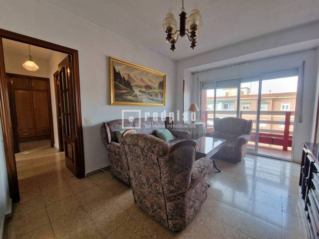 Piso en Venta en de Villaescusa en Pueblo Nuevo