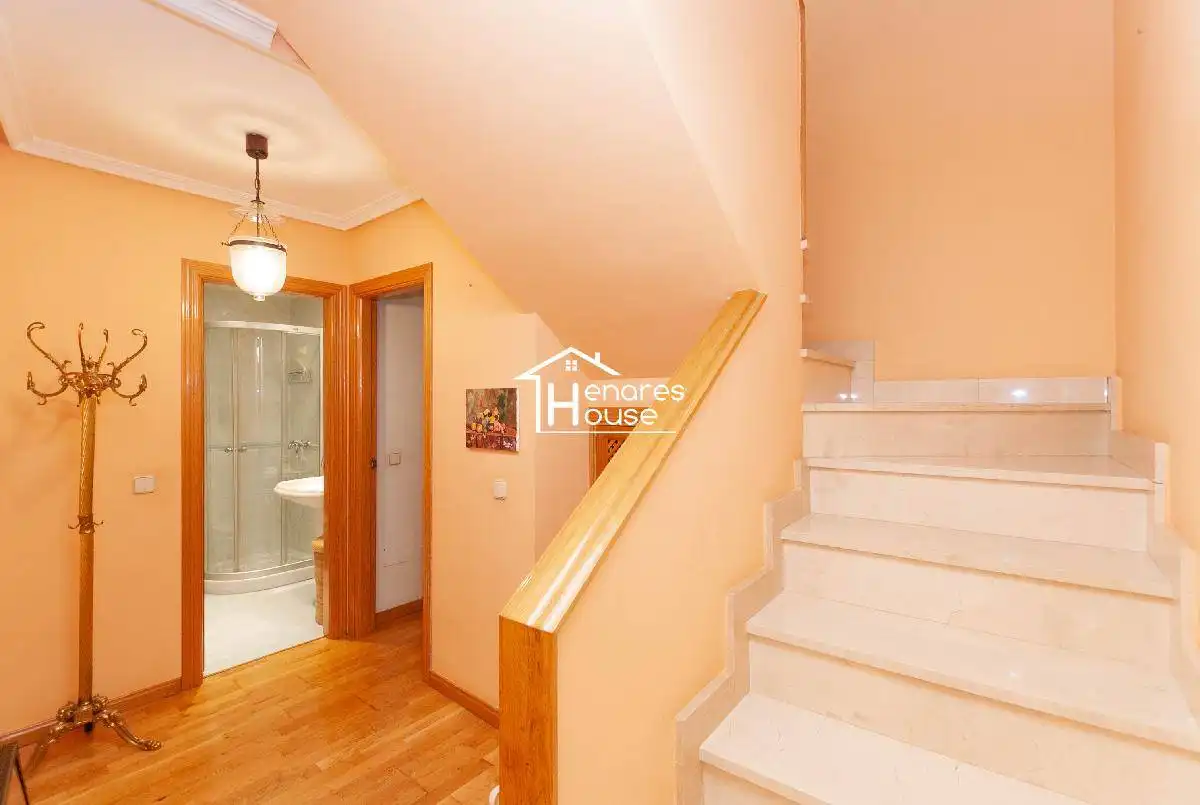 Dúplex en venta en Alcalá de Henares con Aire acondicionado, Calefacción y Parquet