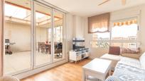Sala d'estar de Àtic en venda en Alicante / Alacant amb Terrassa, Moblat i Piscina comunitària