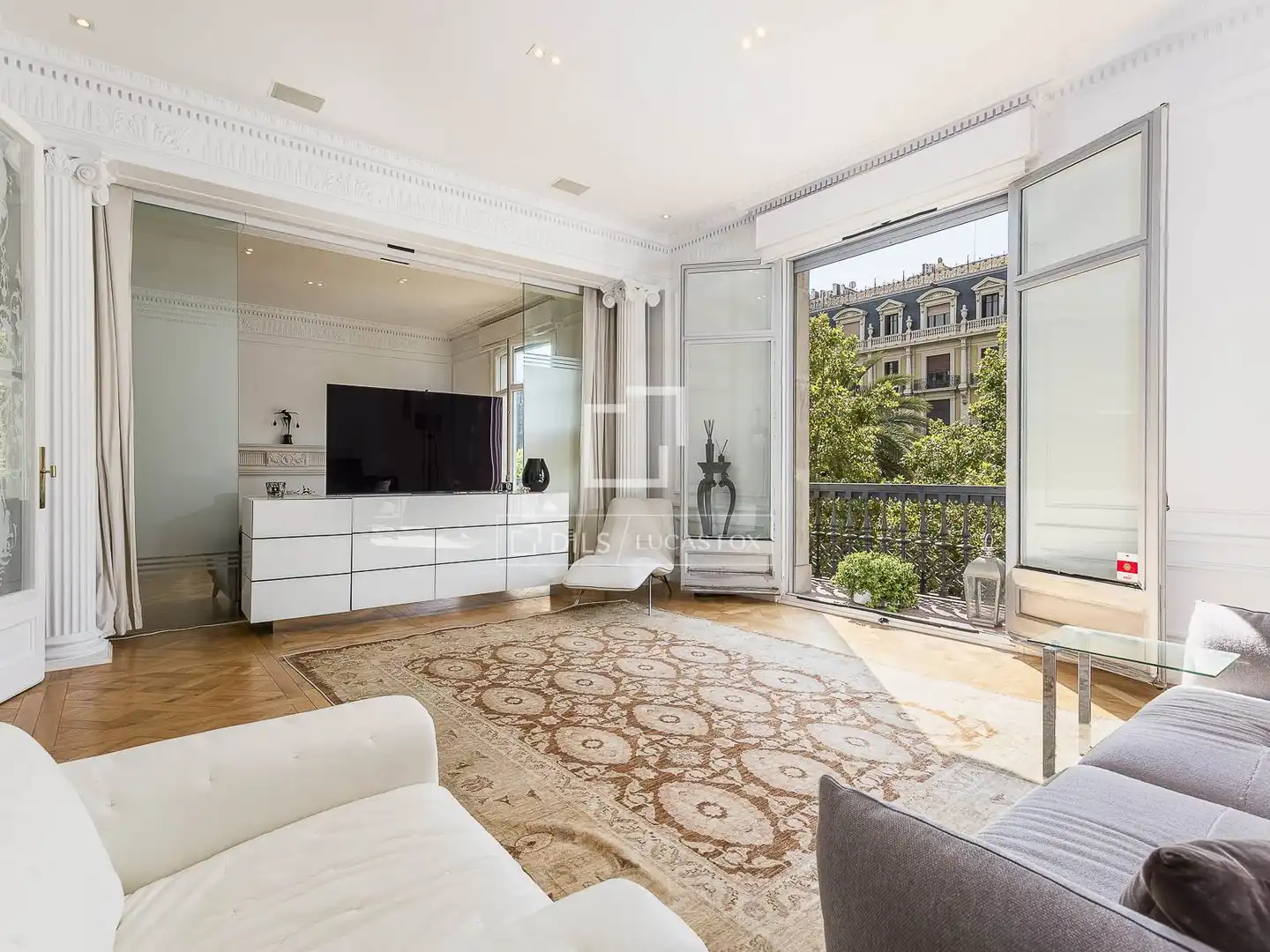 Vista exterior de Piso en venta en Barcelona con Aire acondicionado, Calefacción y Parquet