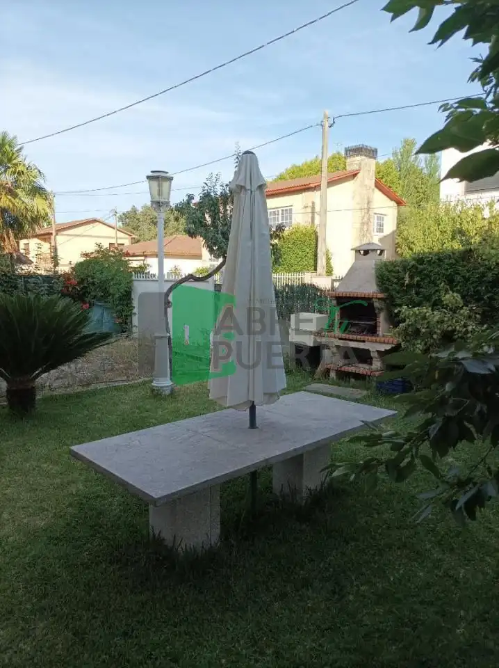 Chalet con terraza en venta en San Cibrao das Viñas, imagen 5