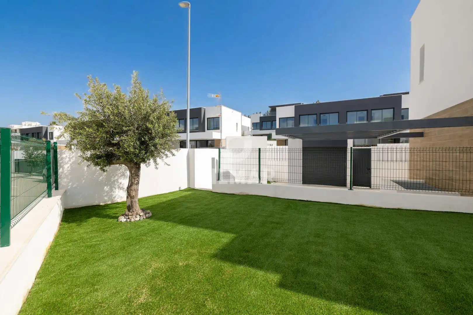 Jardín de Casa adosada en venta en Estepona con Calefacción, Jardín privado y Piscina