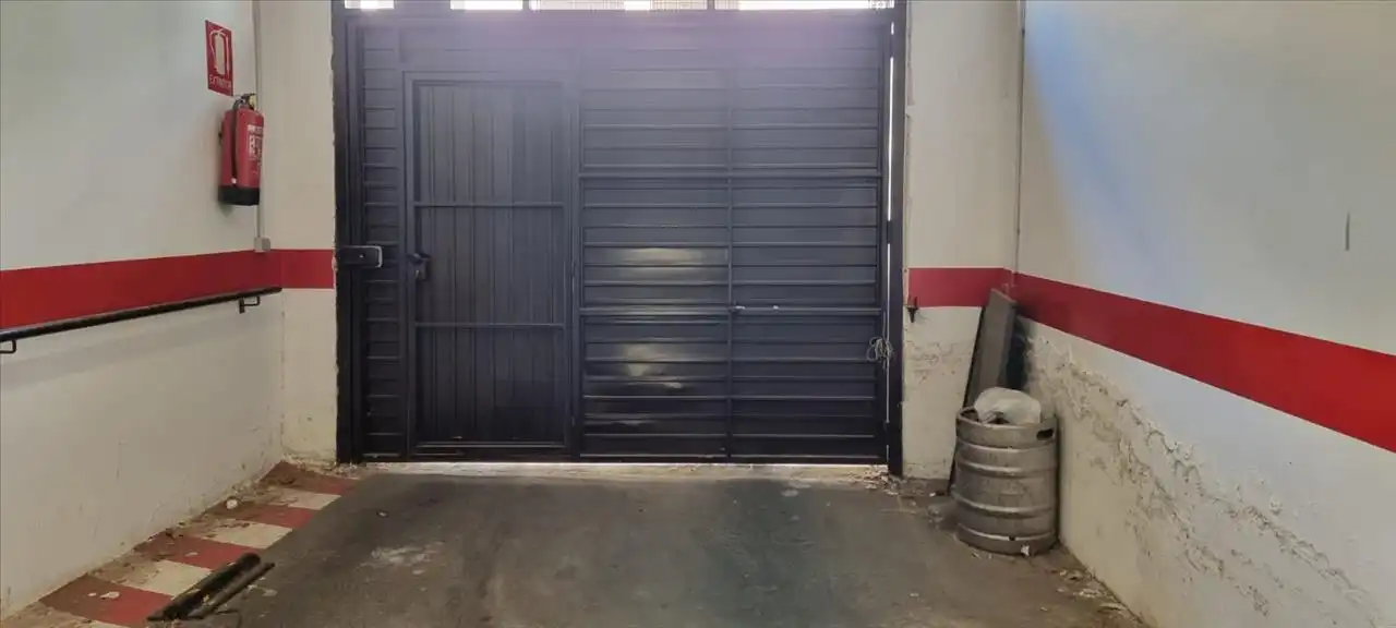 Garage for sale in Córdoba